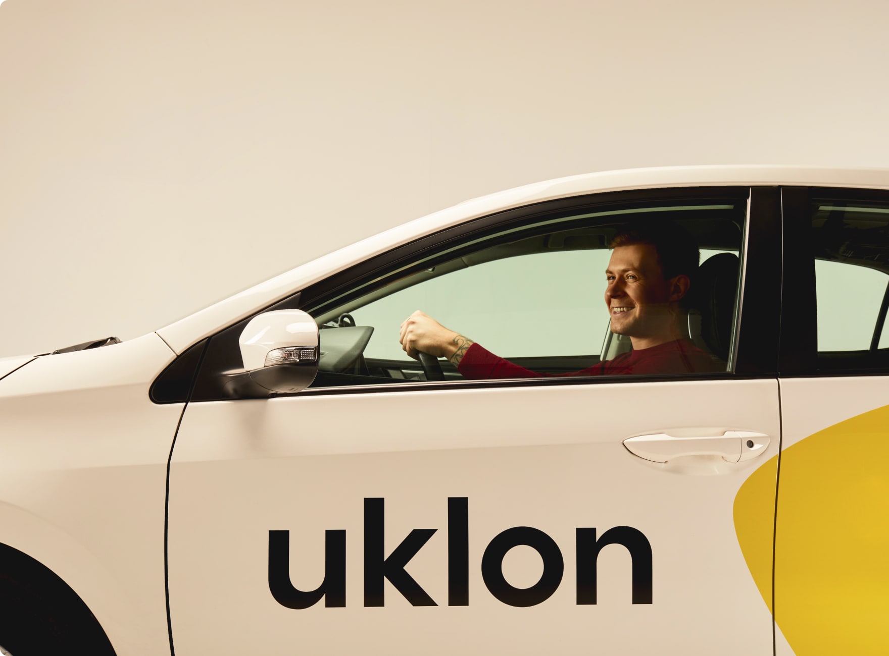 Earn with Uklon: free schedule, stable earnings